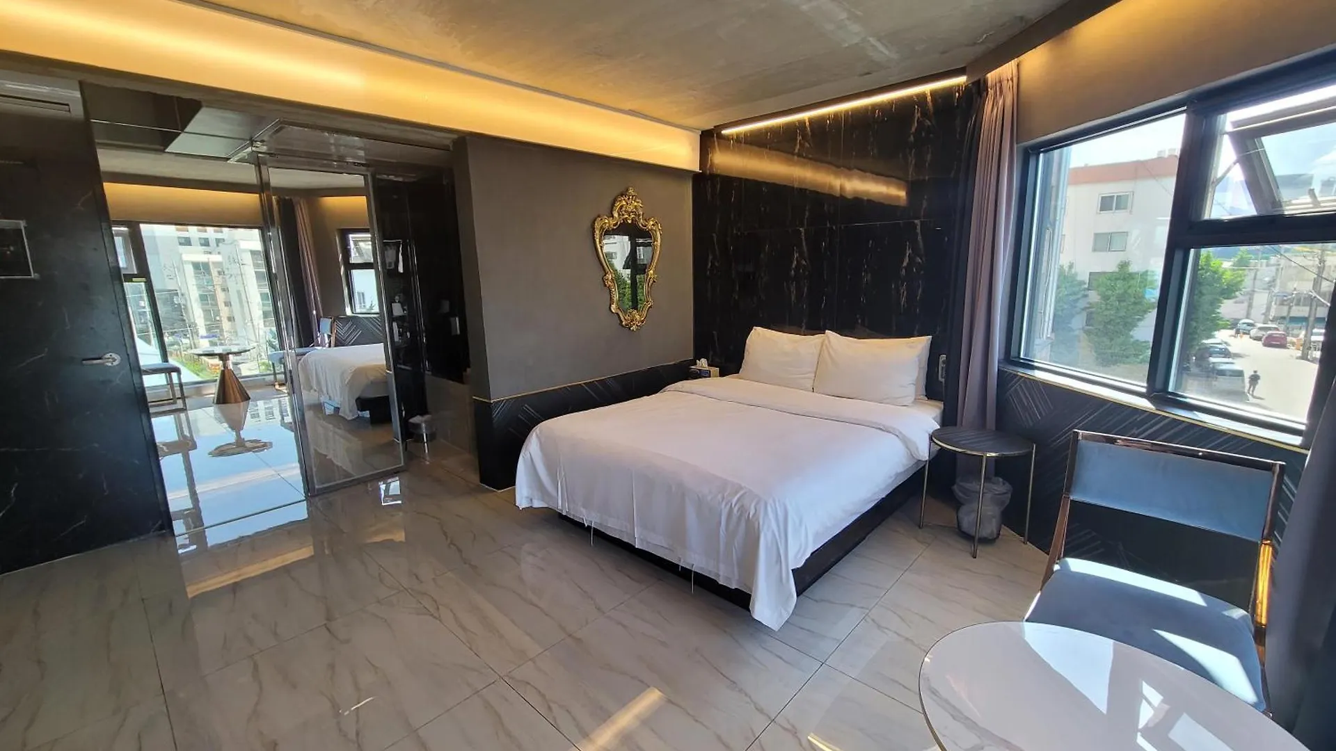 Hotel Deluna Incheon