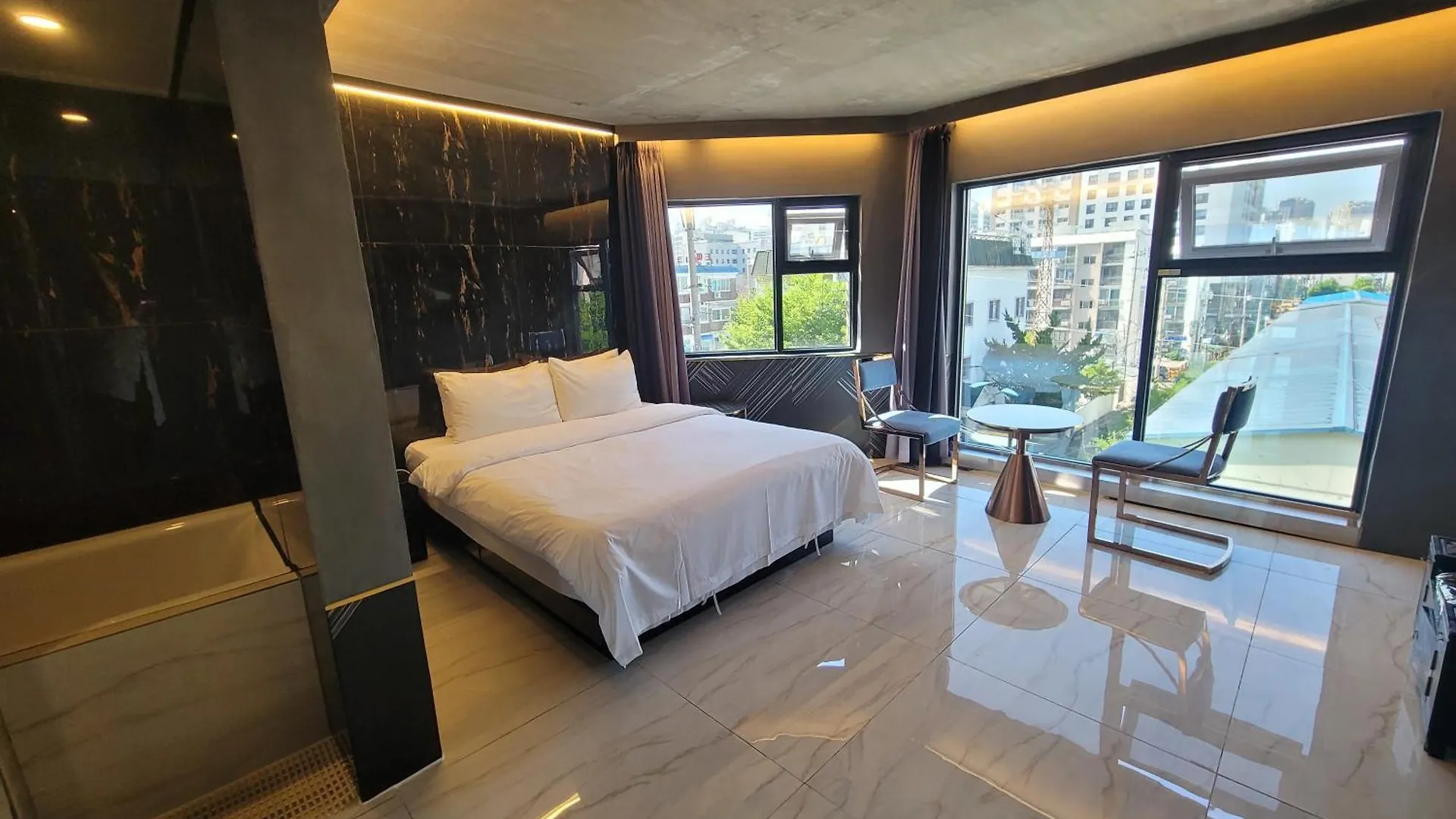 Hotel Deluna Incheon 0*,  South Korea